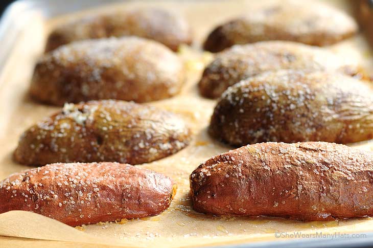 Pieczone ziemniaki z ziarnem konopi